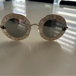 Gucci White Pearl Acetate Round Frame L'Aveugle Par Amour Sunglasses - GG0113S